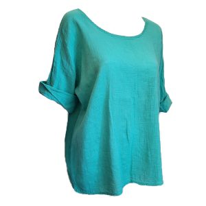 turquoise top with scoop neck and 3/4 sleeves
