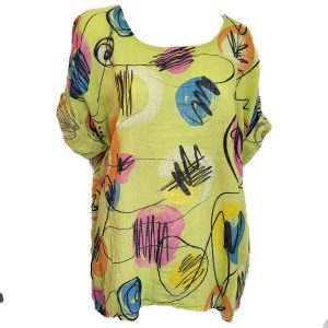lemon abstract top with scoop neck and 3/4 sleeves